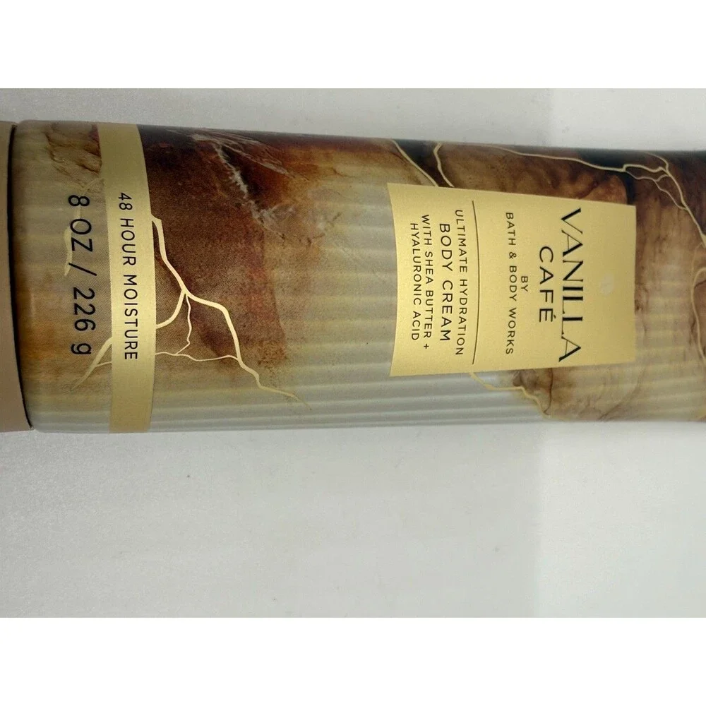 Bath & Body Works VANILLA CAFE BODY CREAM ULTIMATE HYDRATION 8 FLOZ / 226 ML NEW